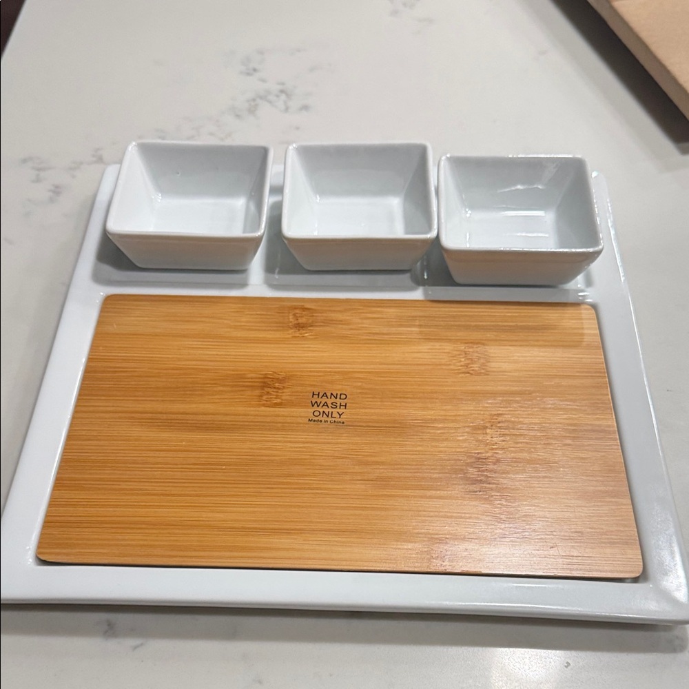 Denmark 5 piece ceramic and bamboo Serving Set